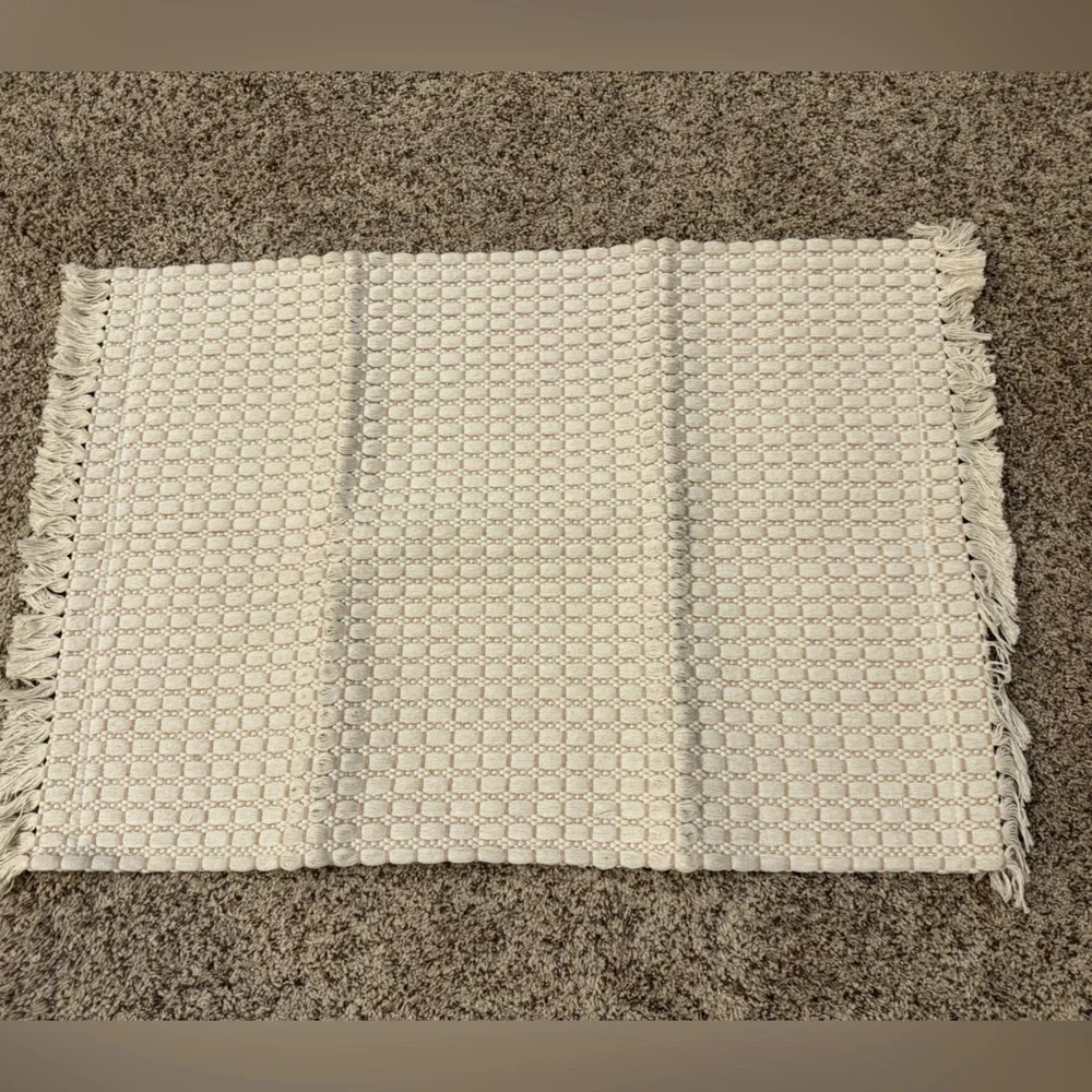 Elegant Cream Bath Mat Set of Two